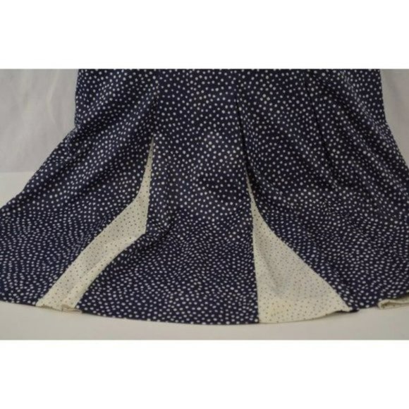 Vintage Blue White Polka Dot Shift Dress with Collar and Short Sleeves - Picture 3 of 9